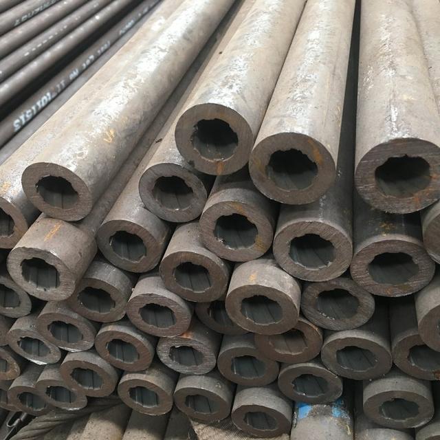 鍋爐直管|42M112\SA-210C\內(nèi)螺紋\鋼管尺寸Φ63.5×7.5，單根長度＞6m